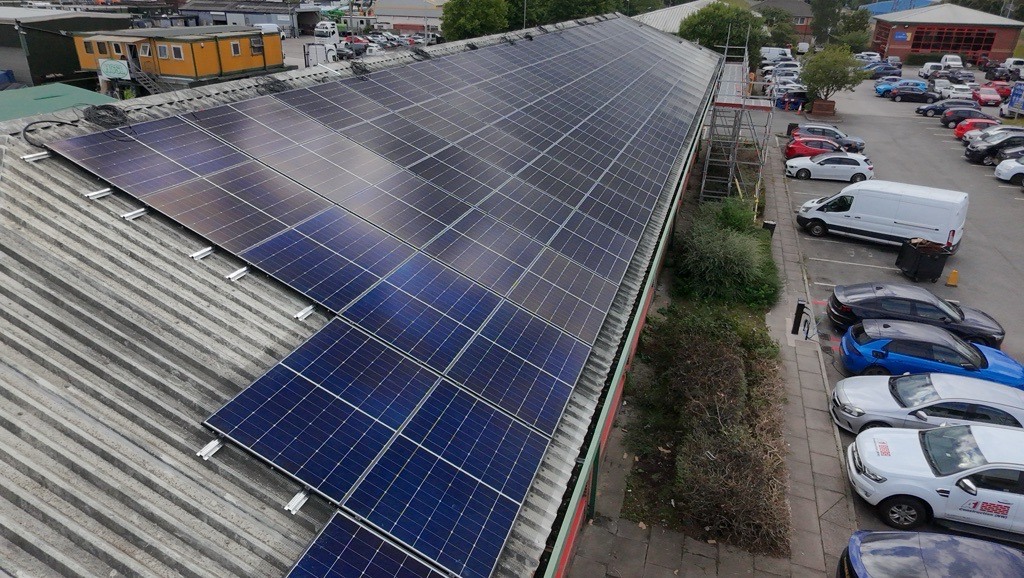 Solar installation work on commercial premises